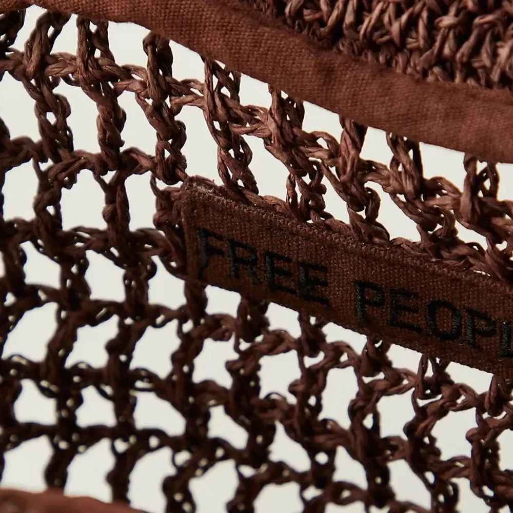 NWT Sand Bound Clutch in Chocolate